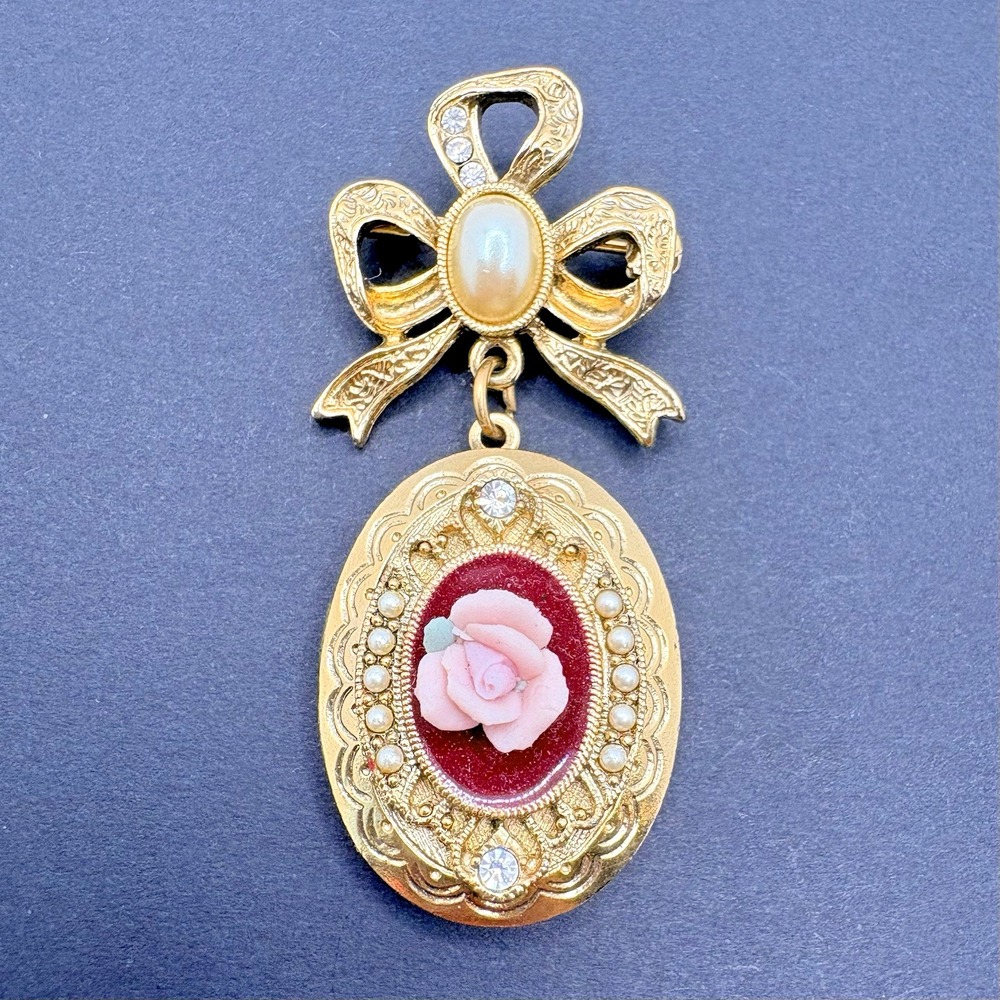 Vintage 1928 Brand Photo Locket Brooch Bow Porcelain Rose Dangle Faux Pearls 2"